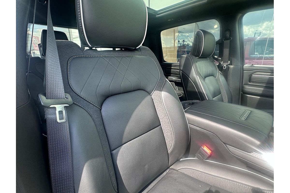 2024 RAM 1500 Limited DT 4X4