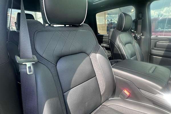 2024 RAM 1500 Limited DT 4X4