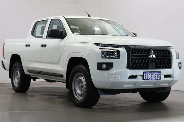 2024 Mitsubishi Triton GLX MV 4X4