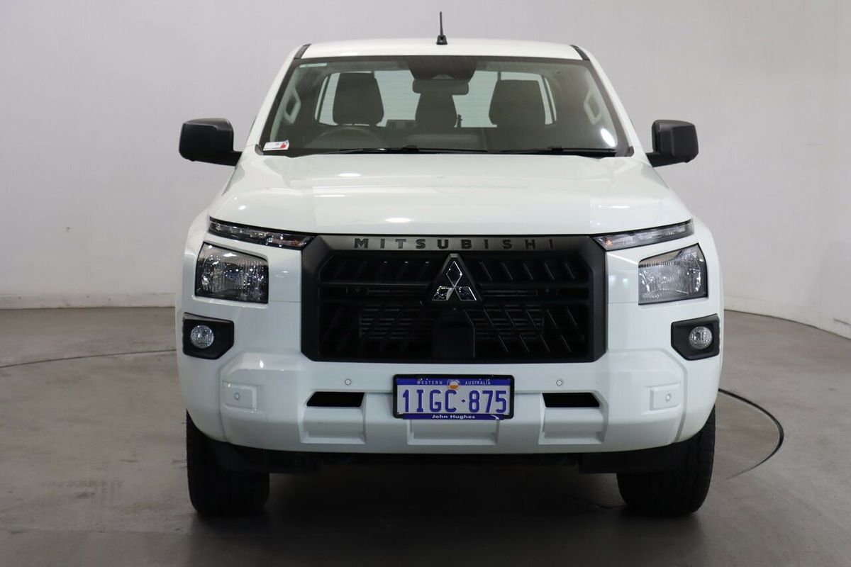 2024 Mitsubishi Triton GLX MV 4X4
