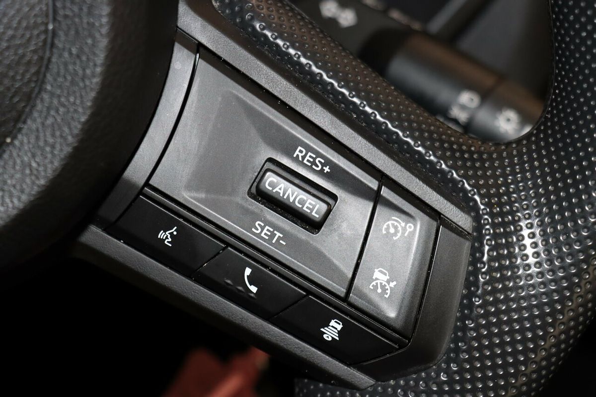2024 Mitsubishi Triton GLX MV 4X4