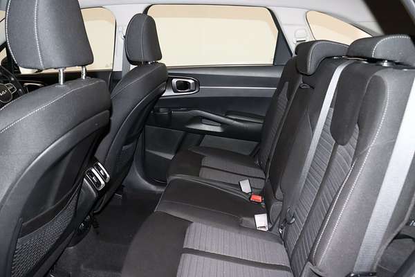 2023 Kia Sorento S MQ4