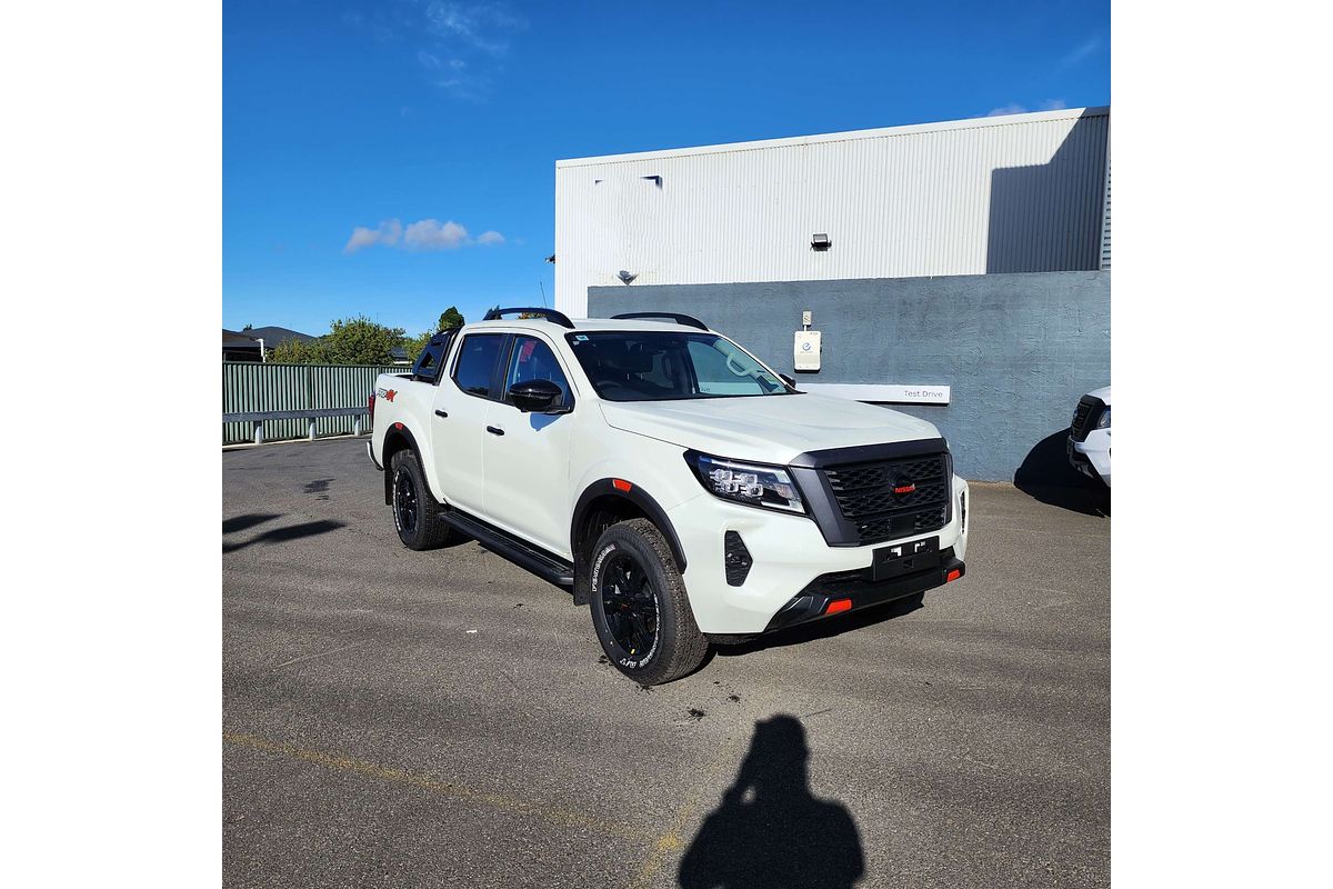2025 Nissan Navara PRO-4X D23 4X4