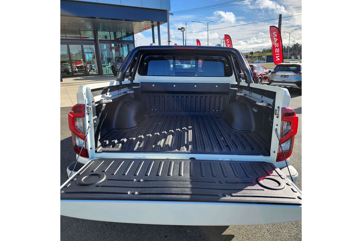2025 Nissan Navara PRO-4X D23 4X4