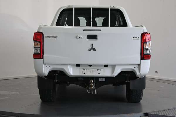 2021 Mitsubishi Triton GLX MR 4X4