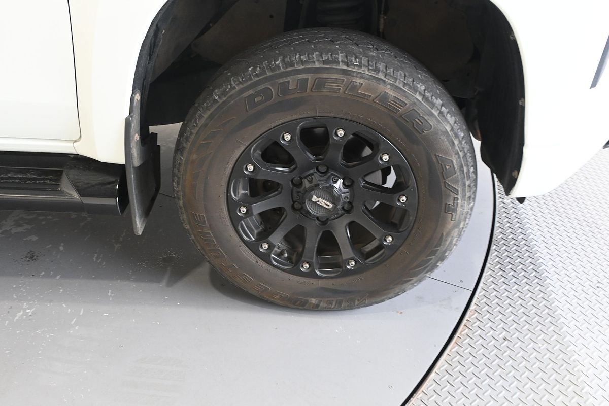 2021 Mitsubishi Triton GLX MR 4X4