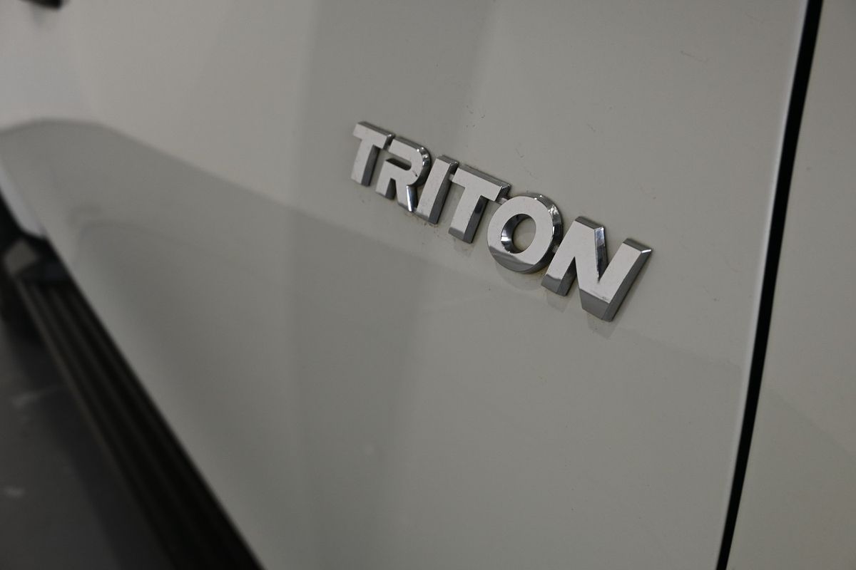 2021 Mitsubishi Triton GLX MR 4X4
