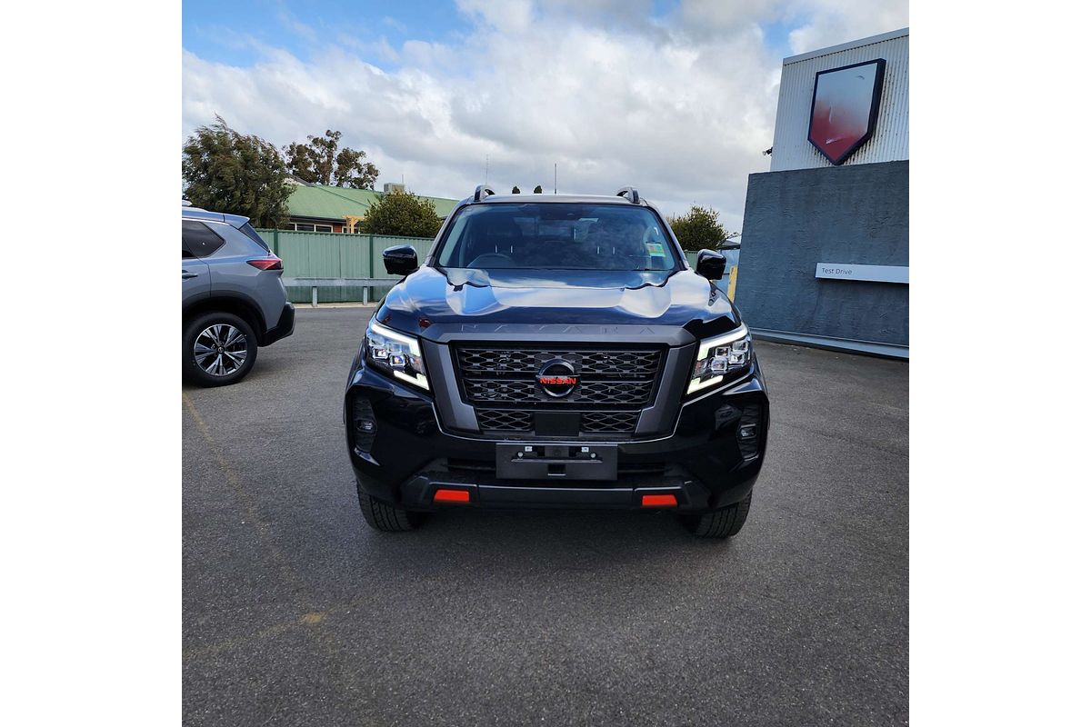 2025 Nissan Navara PRO-4X D23 4X4