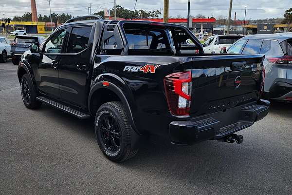 2025 Nissan Navara PRO-4X D23 4X4