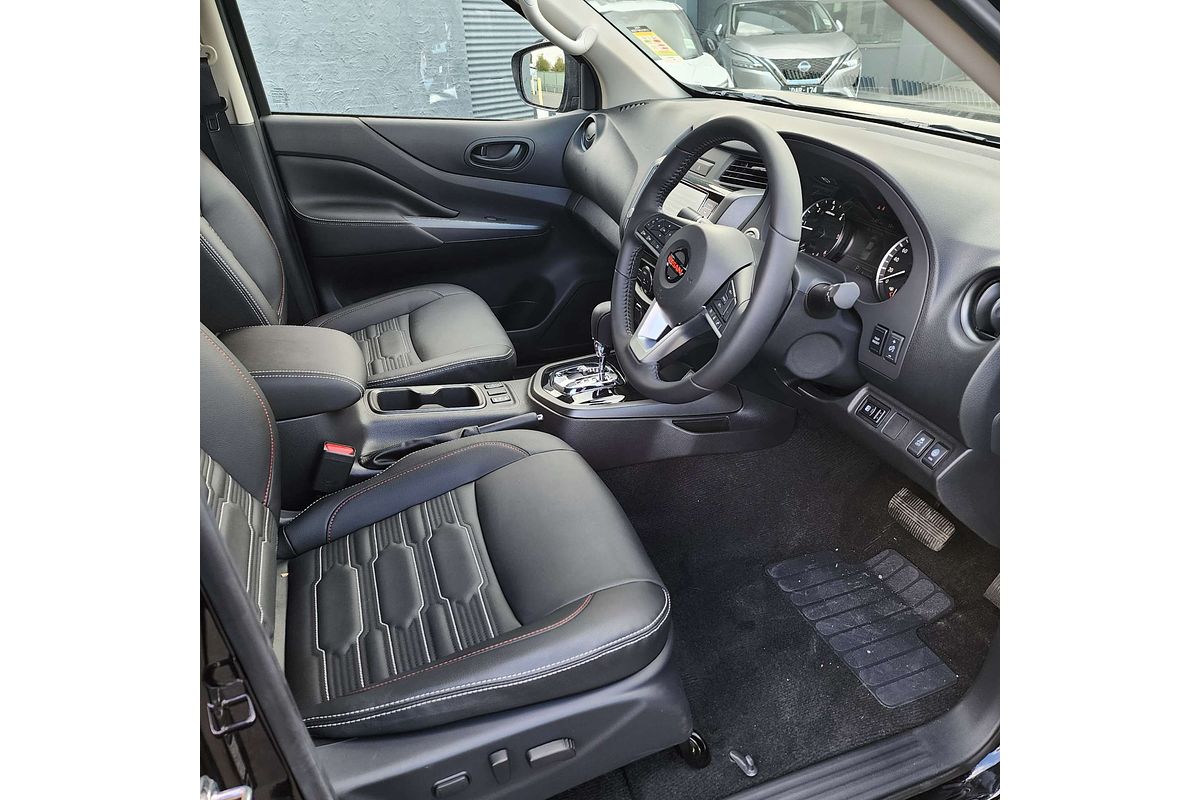 2025 Nissan Navara PRO-4X D23 4X4