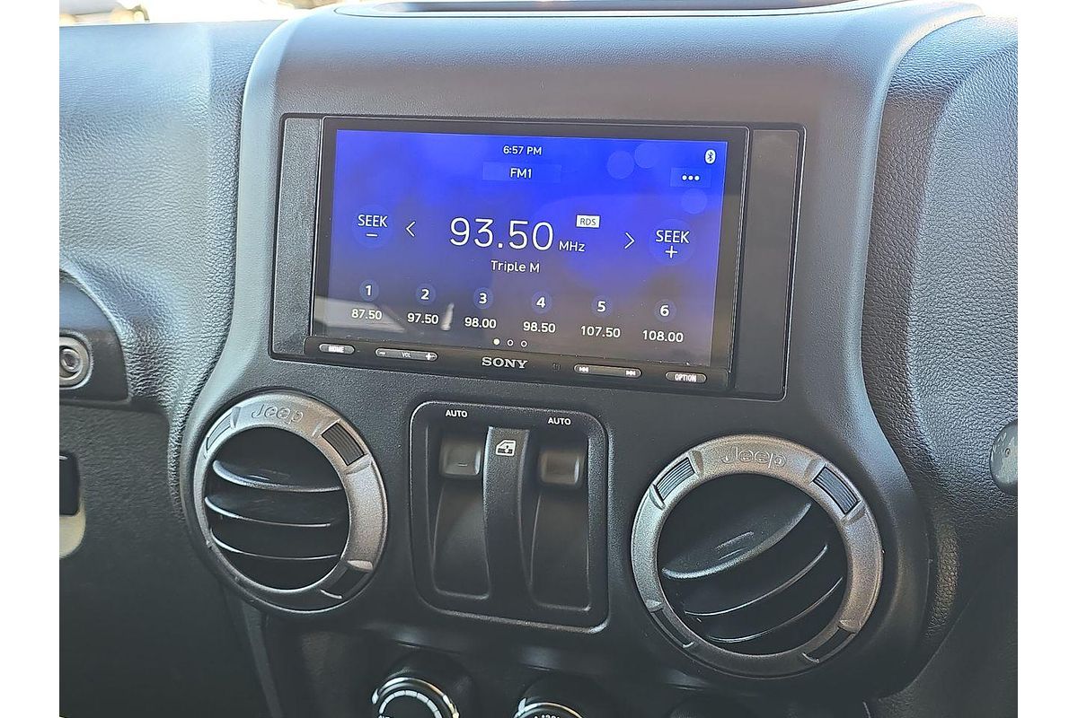2015 Jeep Wrangler Sport JK