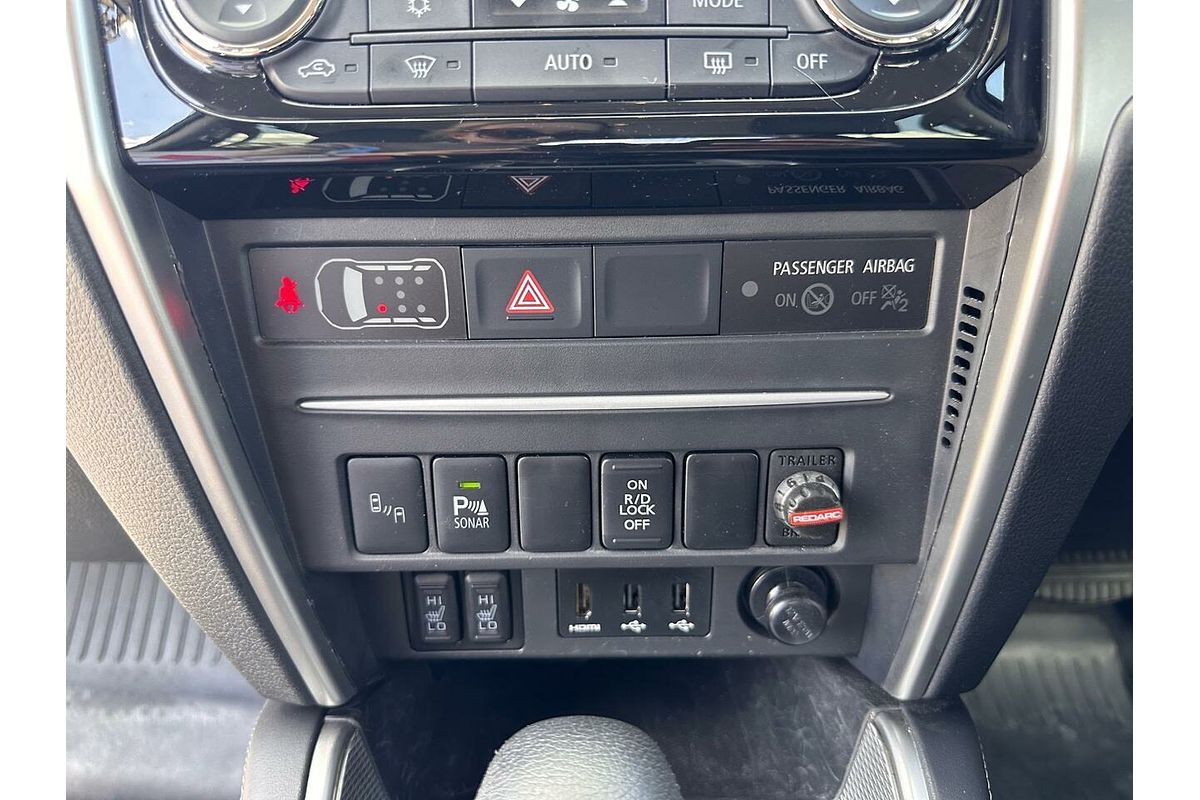 2023 Mitsubishi Triton GSR MR 4X4