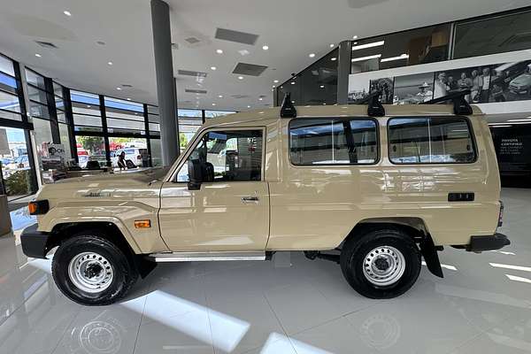 2023 Toyota Landcruiser GXL Troopcarrier VDJL78R