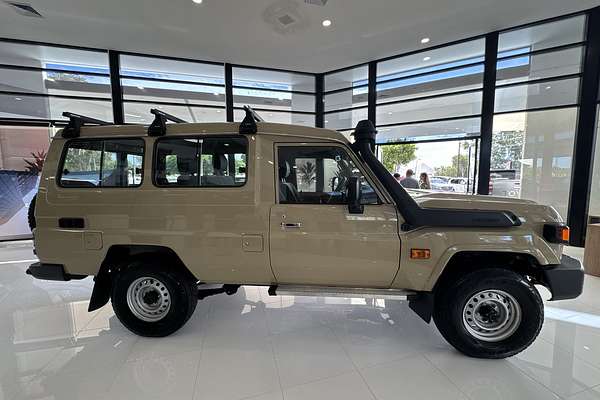 2023 Toyota Landcruiser GXL Troopcarrier VDJL78R