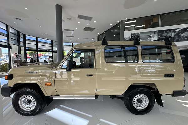 2023 Toyota Landcruiser GXL Troopcarrier VDJL78R