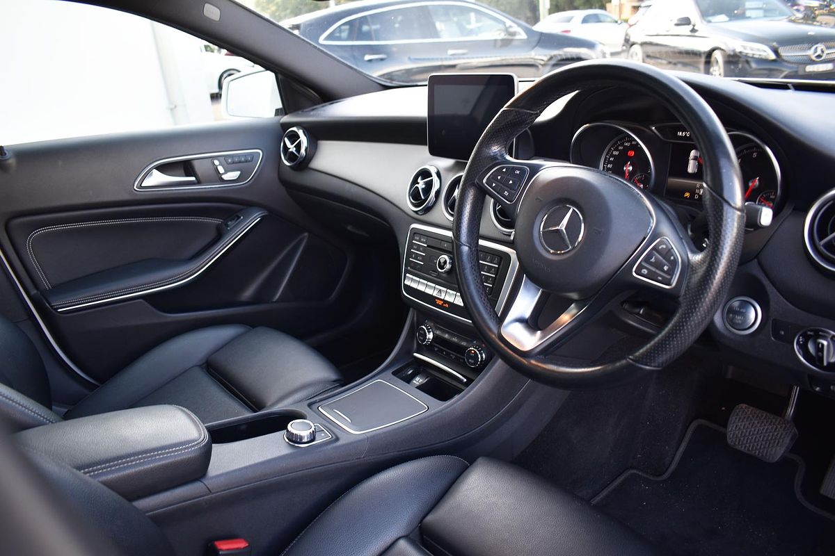 2018 Mercedes-Benz GLA-Class GLA250 X156