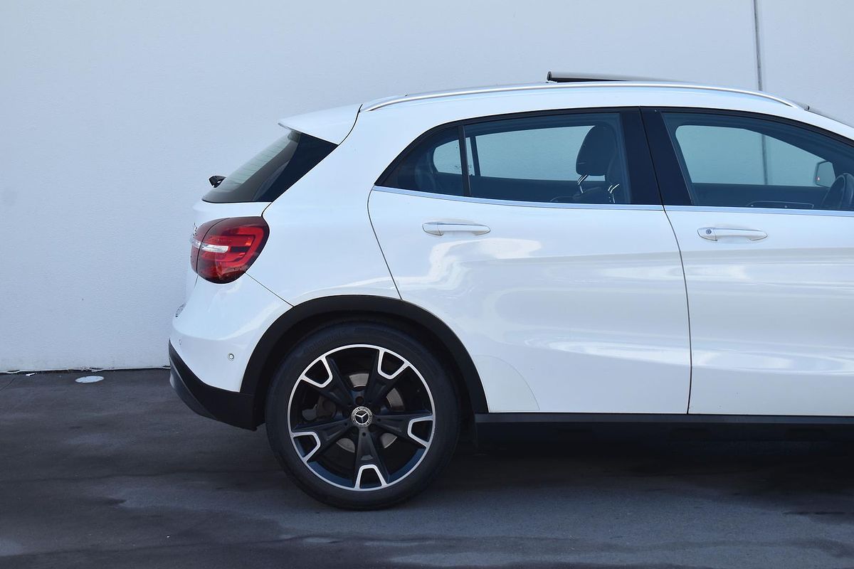 2018 Mercedes-Benz GLA-Class GLA250 X156