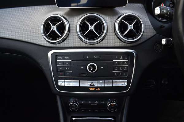 2018 Mercedes-Benz GLA-Class GLA250 X156