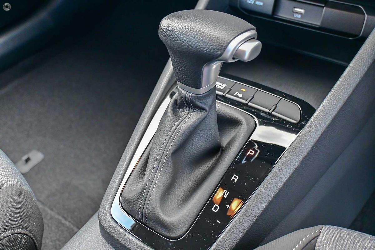 2025 Kia Stonic S YB