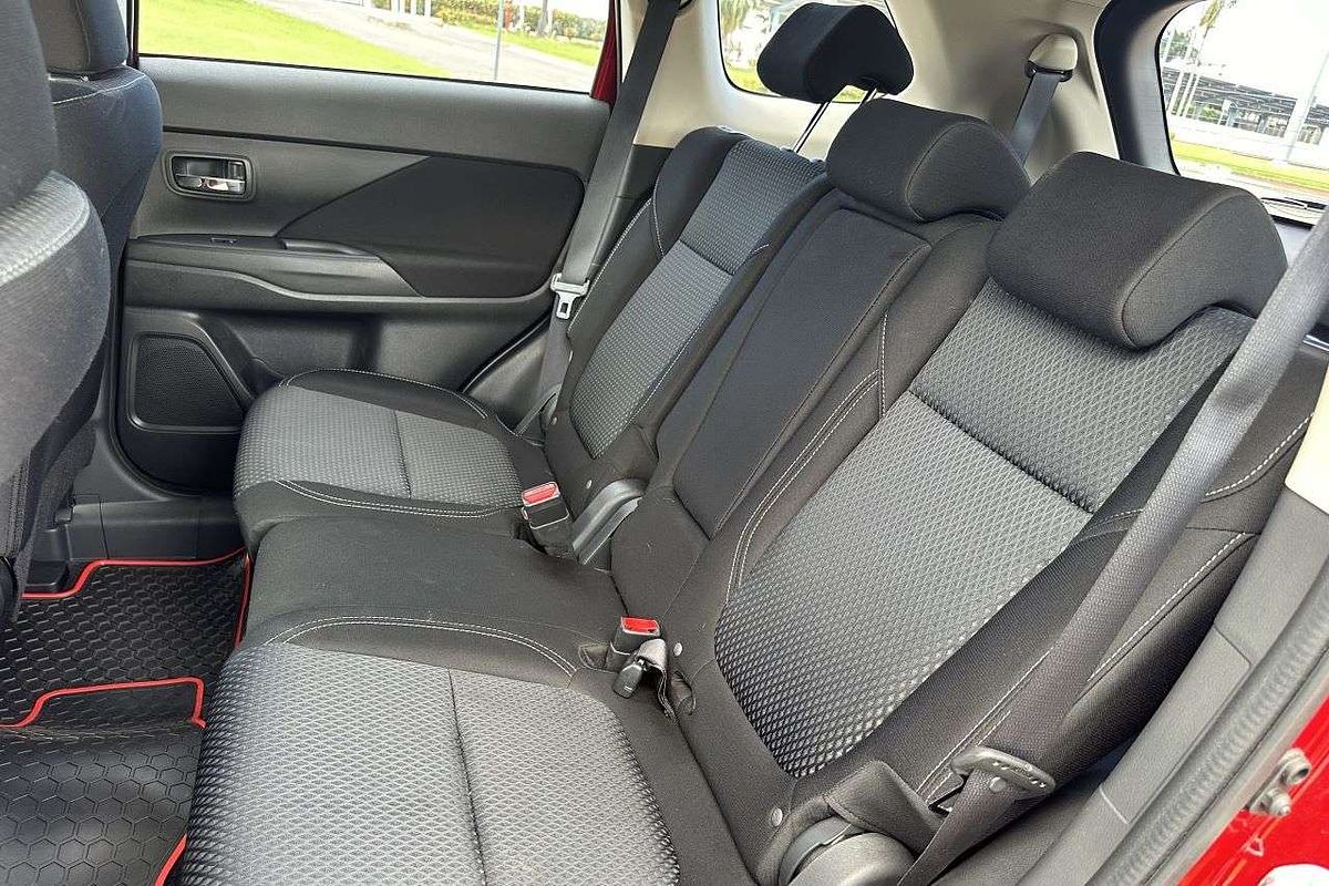 2019 Mitsubishi Outlander ES ZL