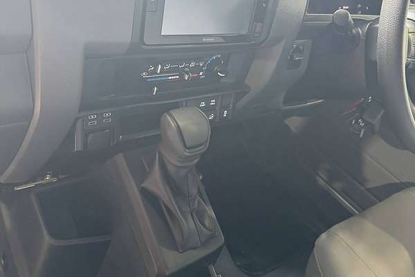 2024 Toyota LANDCRUISER GXL GDJL79R