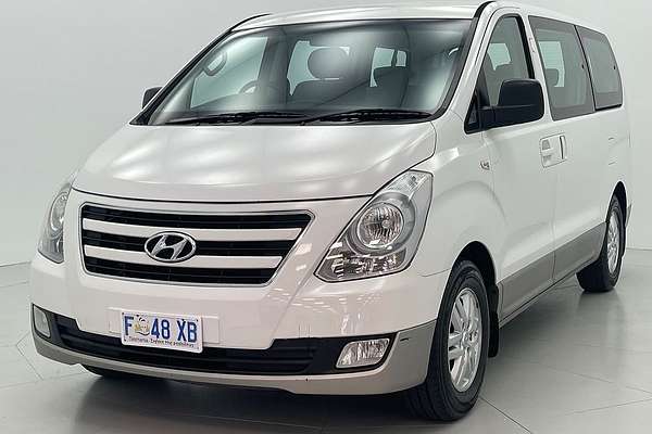 2017 Hyundai iMax TQ3-W Series II