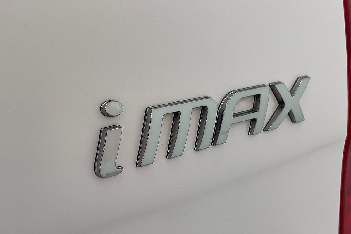 2017 Hyundai iMax TQ3-W Series II