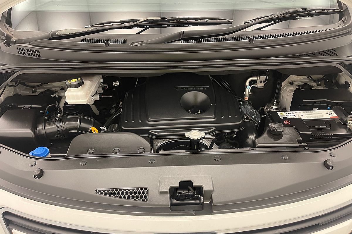 2017 Hyundai iMax TQ3-W Series II