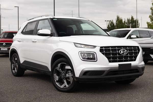 2024 Hyundai Venue Elite QX.V5