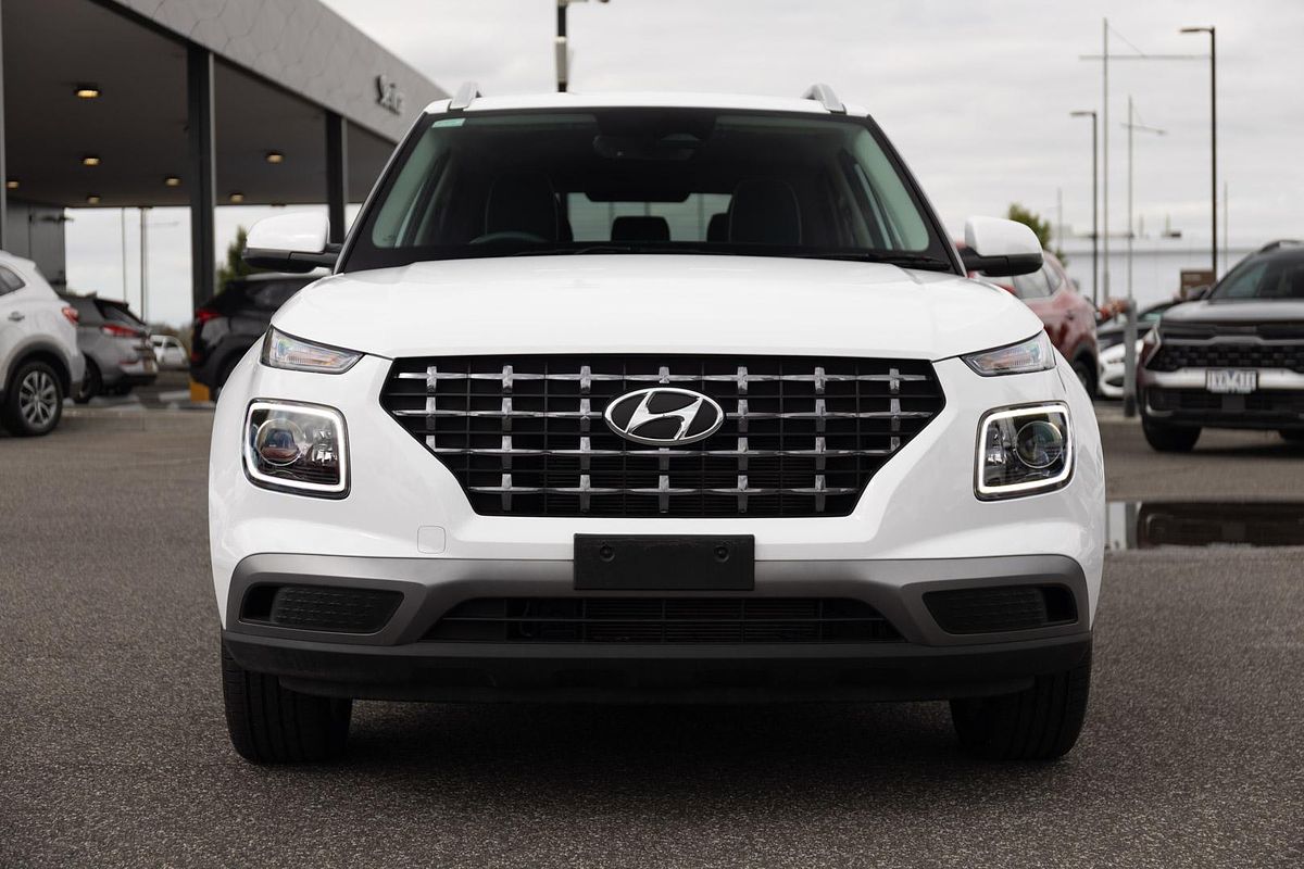 2024 Hyundai Venue Elite QX.V5