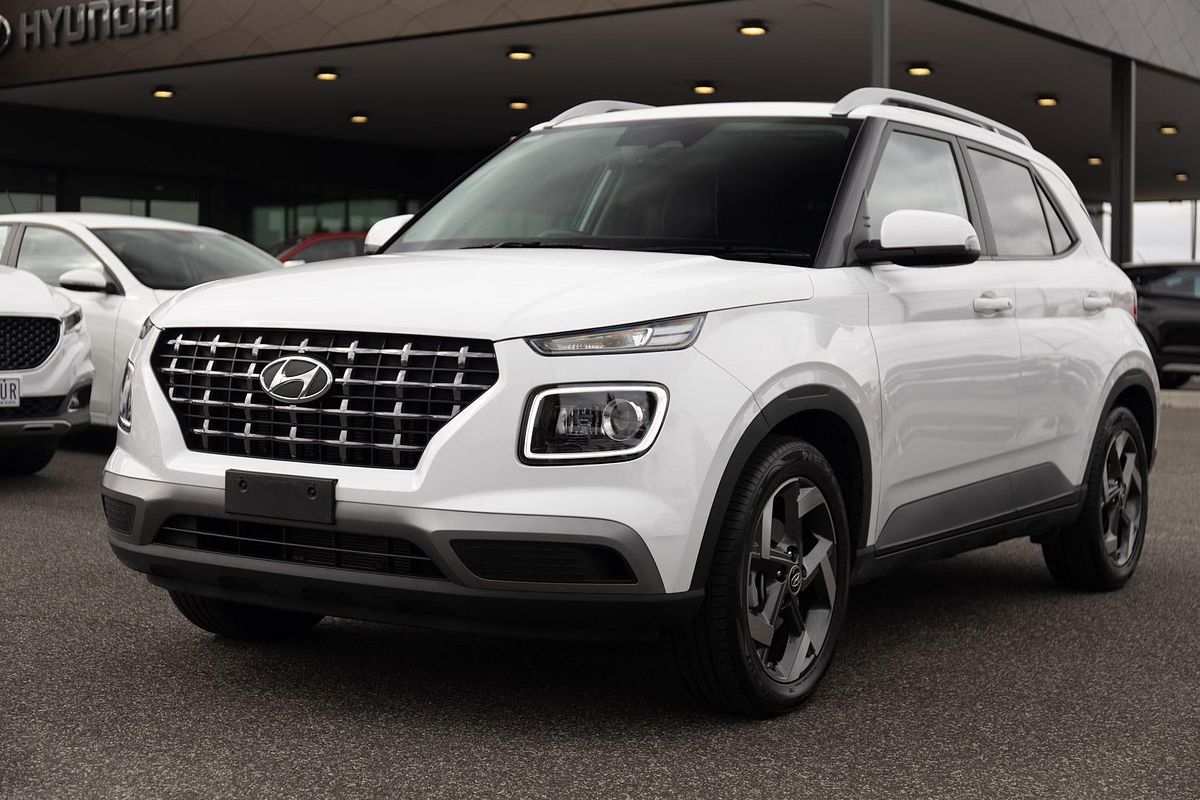 2024 Hyundai Venue Elite QX.V5