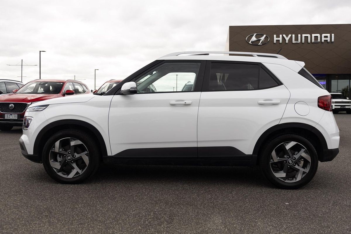 2024 Hyundai Venue Elite QX.V5