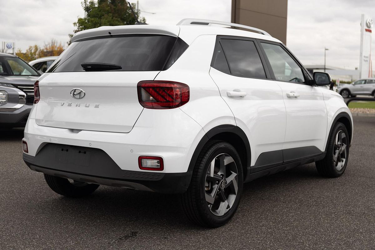 2024 Hyundai Venue Elite QX.V5