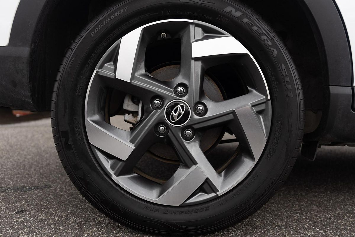 2024 Hyundai Venue Elite QX.V5
