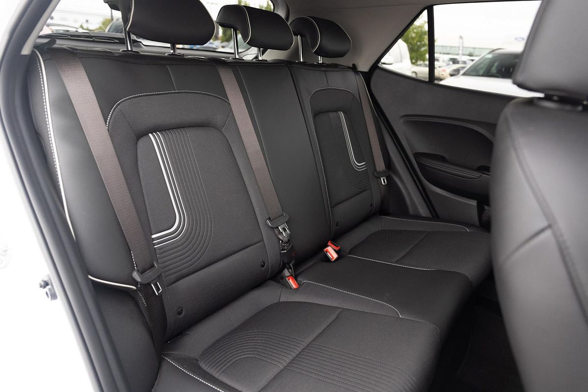 2024 Hyundai Venue Elite QX.V5