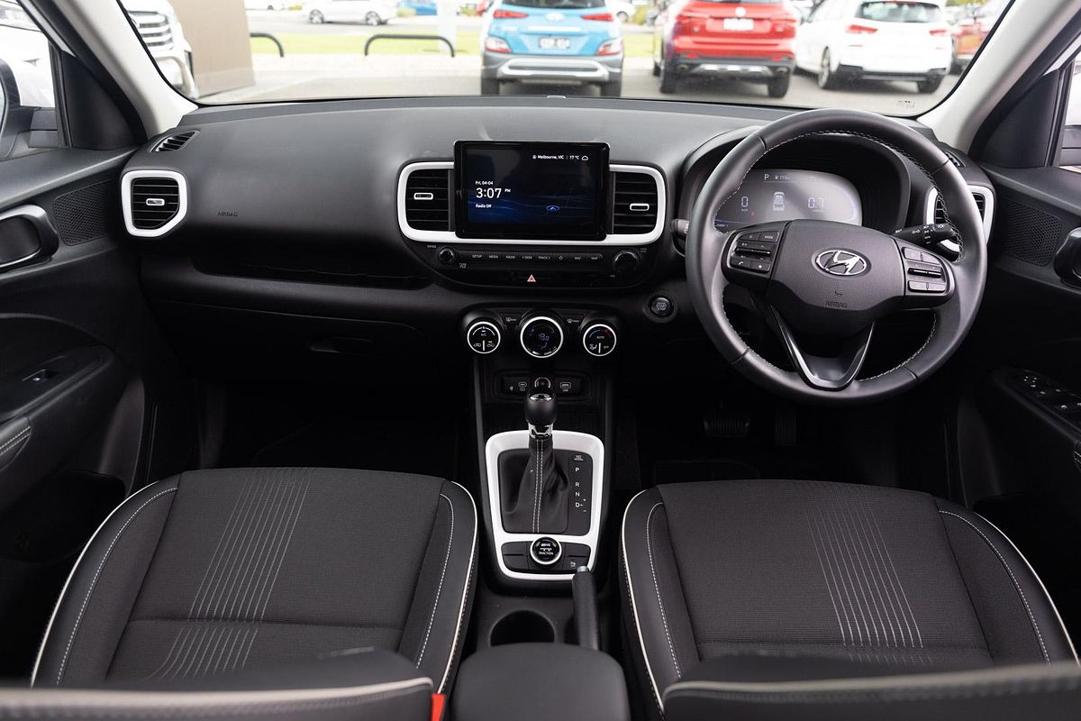 2024 Hyundai Venue Elite QX.V5