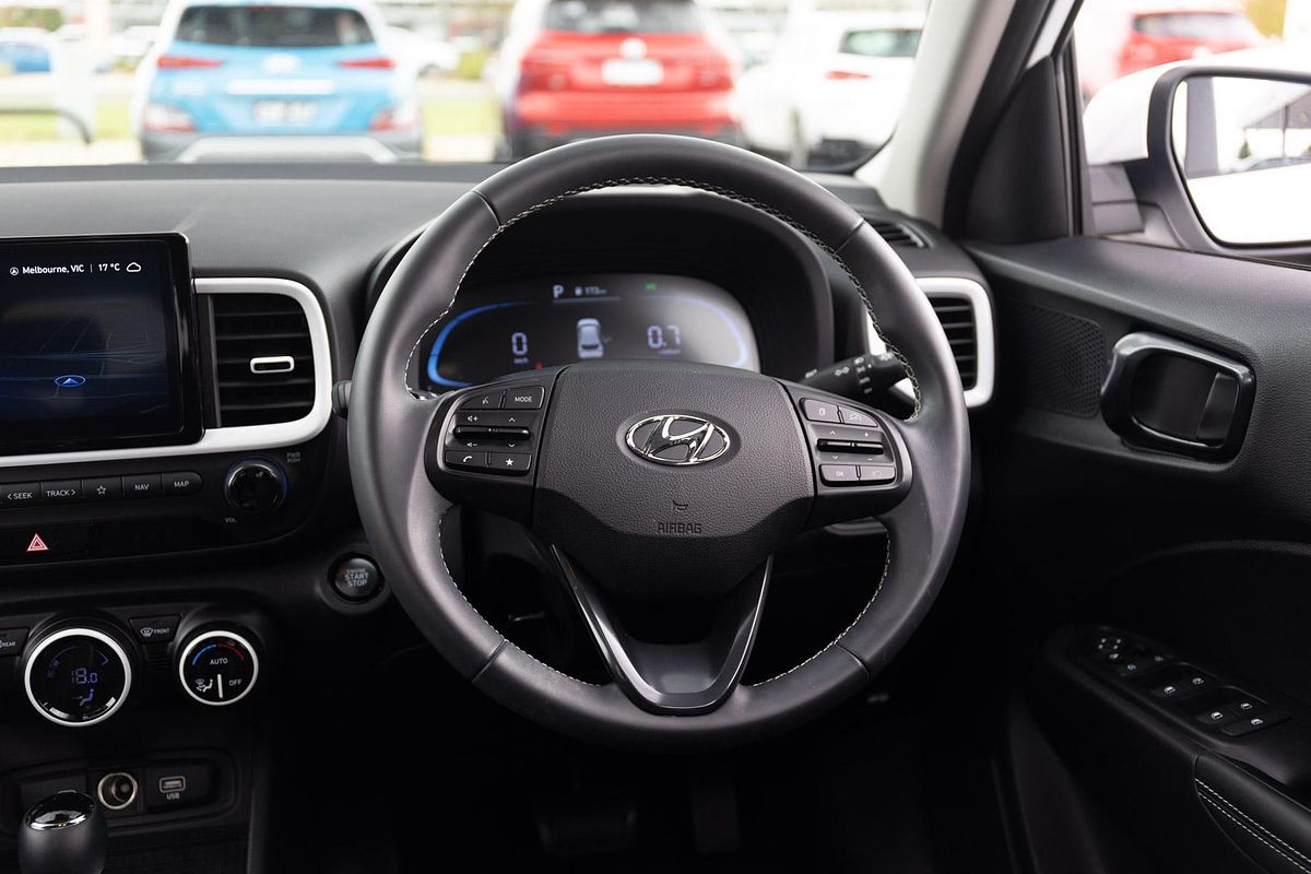 2024 Hyundai Venue Elite QX.V5