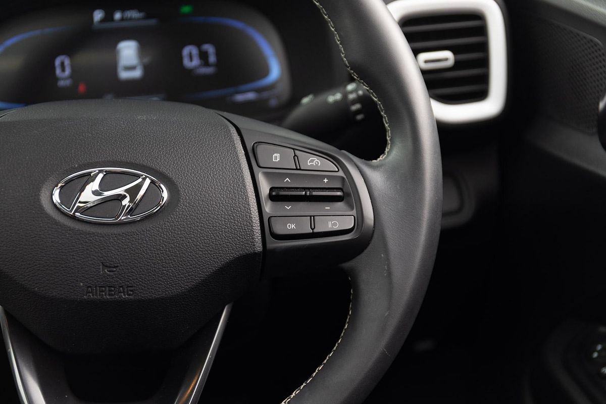 2024 Hyundai Venue Elite QX.V5