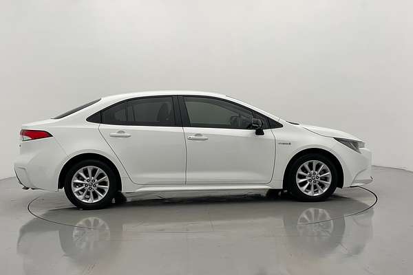 2022 Toyota Corolla SX Hybrid ZWE211R