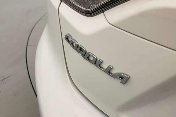 2022 Toyota Corolla SX Hybrid ZWE211R