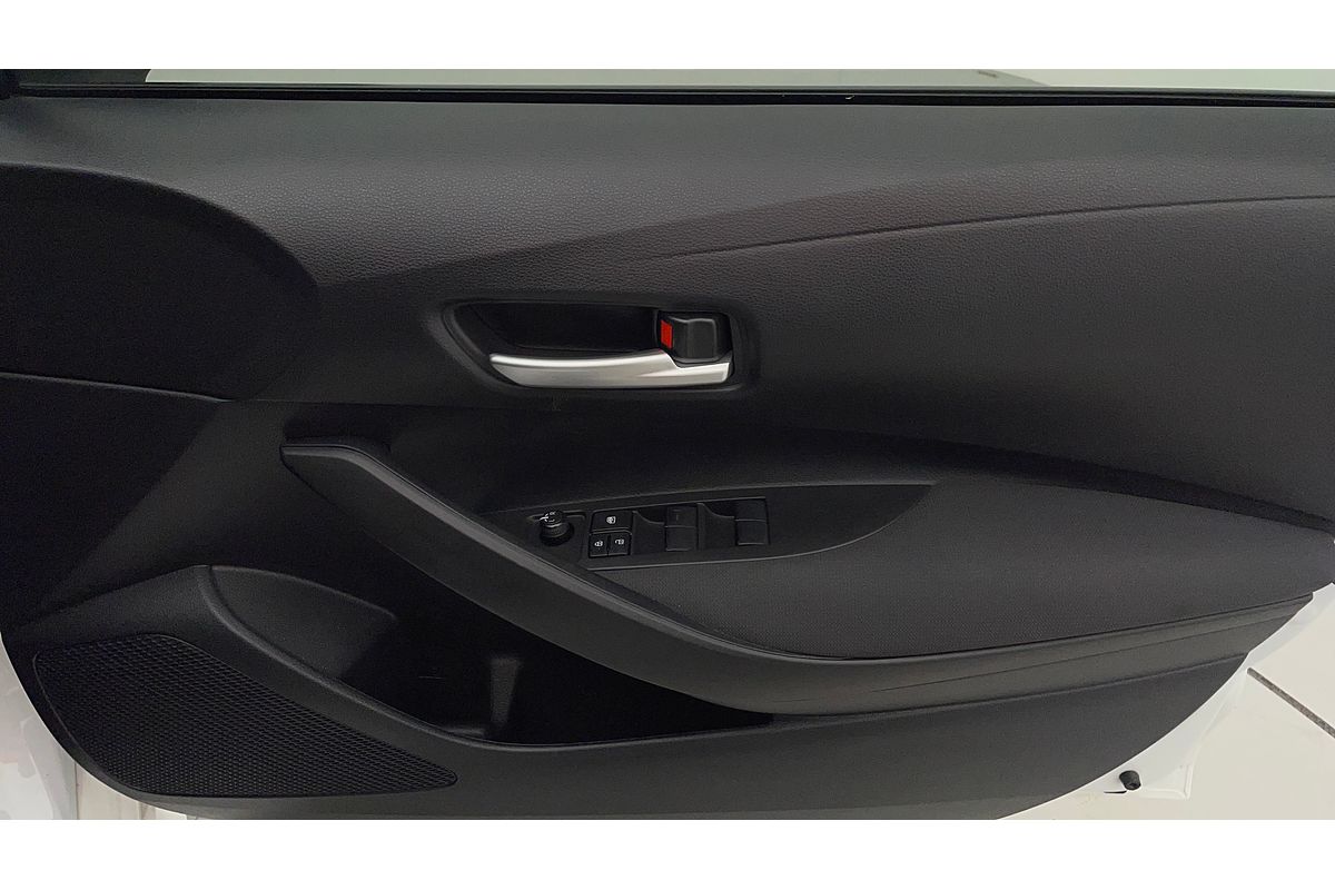 2022 Toyota Corolla SX Hybrid ZWE211R