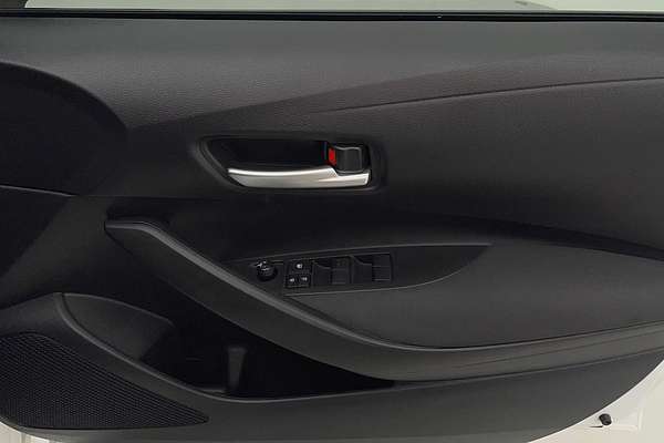 2022 Toyota Corolla SX Hybrid ZWE211R