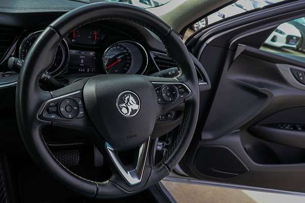 2020 Holden Commodore LT ZB