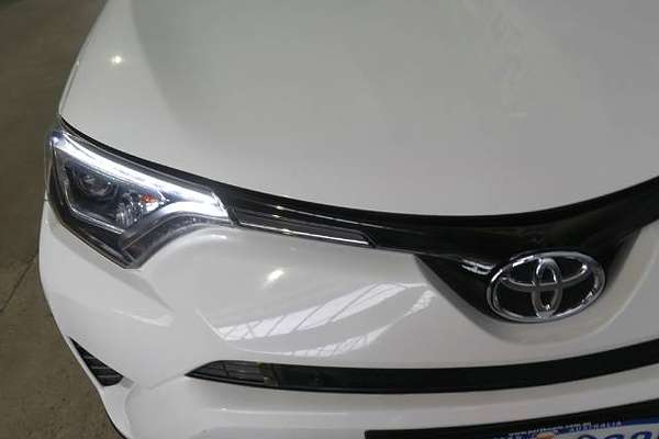 2016 Toyota RAV 4
