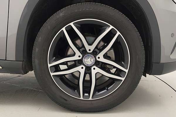 2016 Mercedes-Benz GLA-Class GLA180 X156