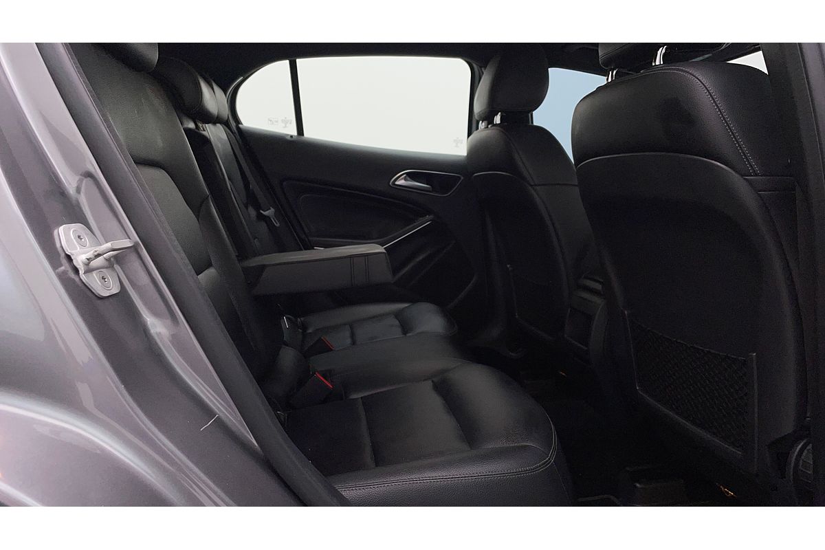 2016 Mercedes-Benz GLA-Class GLA180 X156