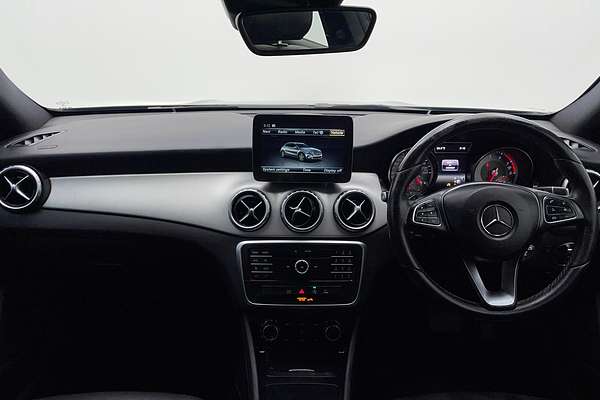 2016 Mercedes-Benz GLA-Class GLA180 X156