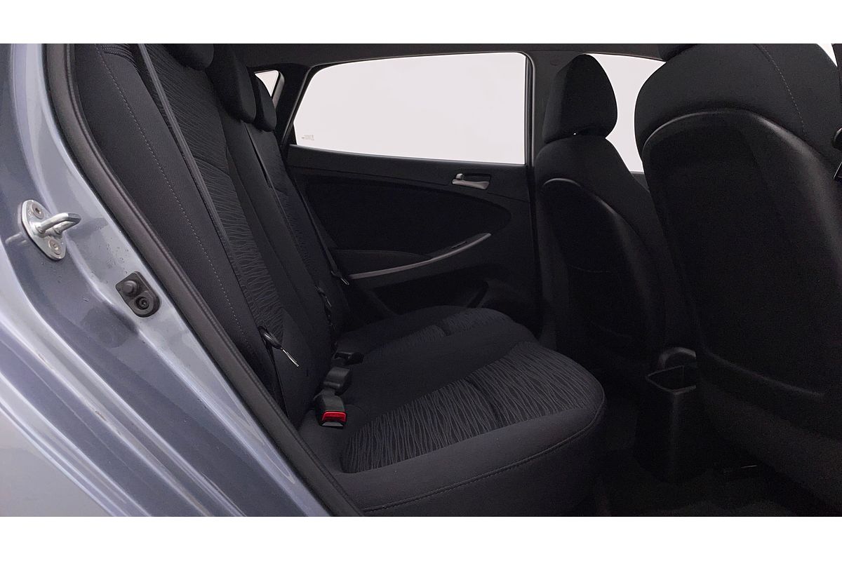 2018 Hyundai Accent Sport RB6