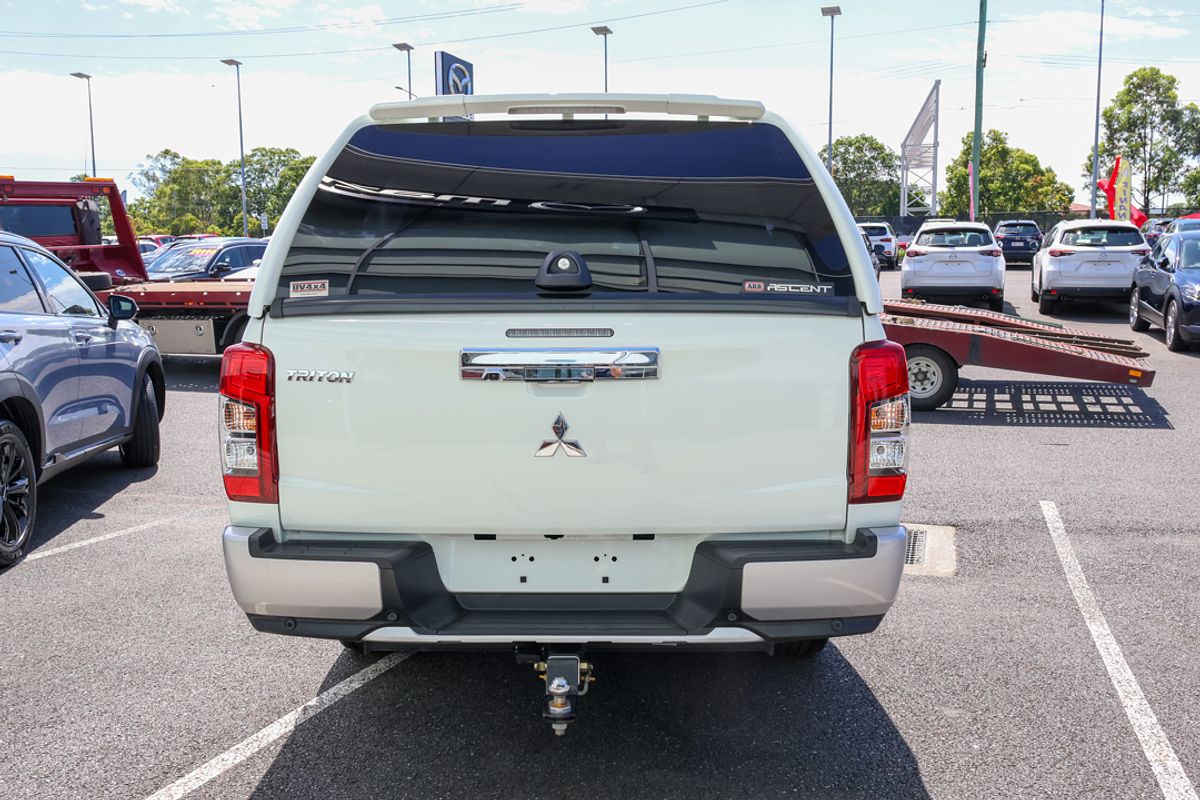 2023 Mitsubishi Triton GLS MR 4X4