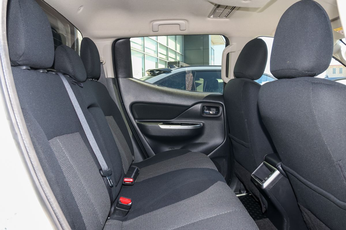 2023 Mitsubishi Triton GLS MR 4X4